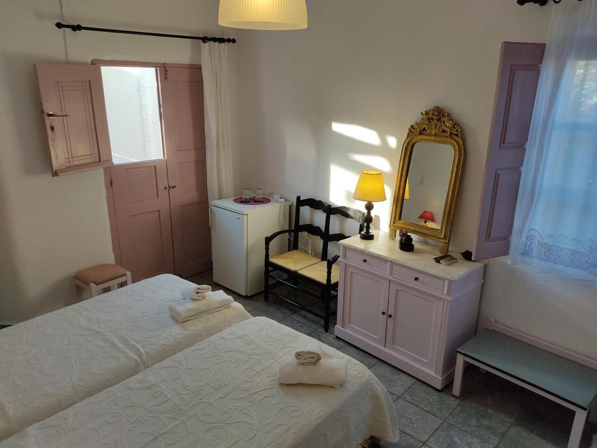 Porto Sikinos Hotel Alopronia エクステリア 写真