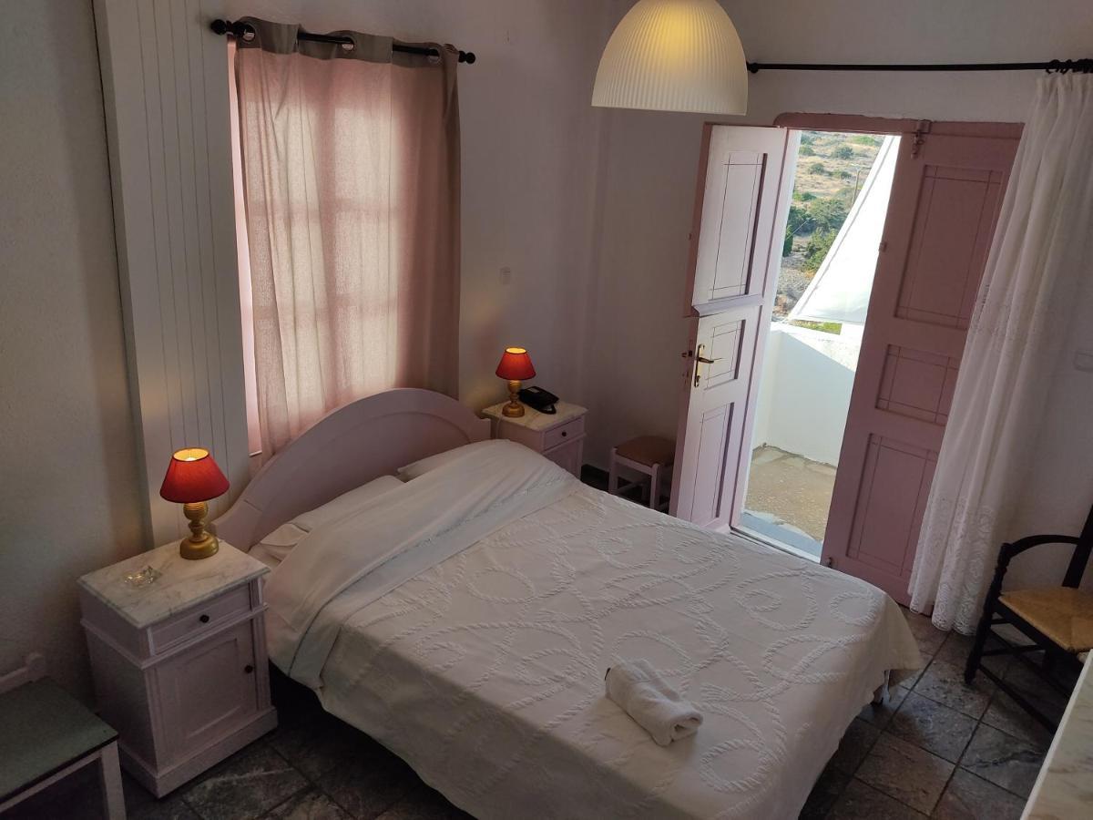 Porto Sikinos Hotel Alopronia エクステリア 写真