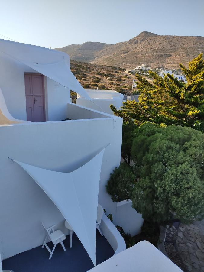 Porto Sikinos Hotel Alopronia エクステリア 写真