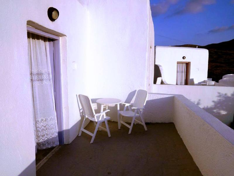 Porto Sikinos Hotel Alopronia エクステリア 写真